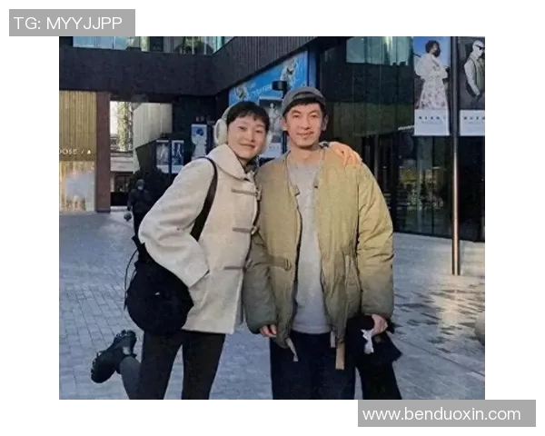 足球明星吴越的个人简介与精彩瞬间照片分享